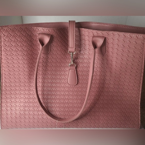 ULTA Beauty Large Woven Dusty Mauve Tote Bag with Fold Over Hook Closure New - Picture 1 of 7